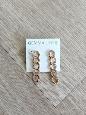New Gemma Layne Gold Tone Clear Crystal Stones Chain Link Dangle Earrings 2 in L